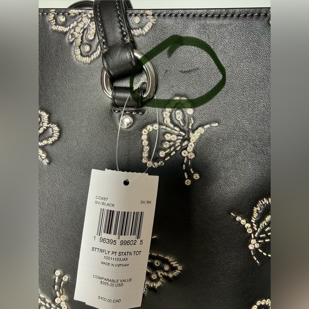 NWT Coach Station shoulder bag 
Butterfly Print Black/Silver styled with scarf - Picture 11 of 16